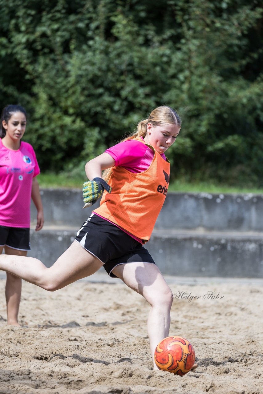 Bild 113 - wBJ/wCJ Beachsoccer Cup